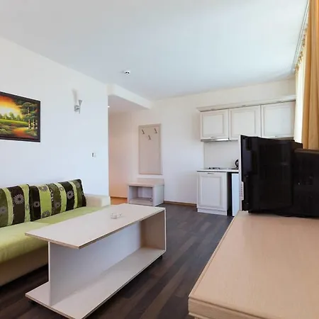 Apartman ❤ 1 Bedroom W Kitchen&big Terrace ❤xm❤ *