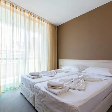 Apartman ❤ 1 Bedroom W Kitchen&big Terrace ❤xm❤